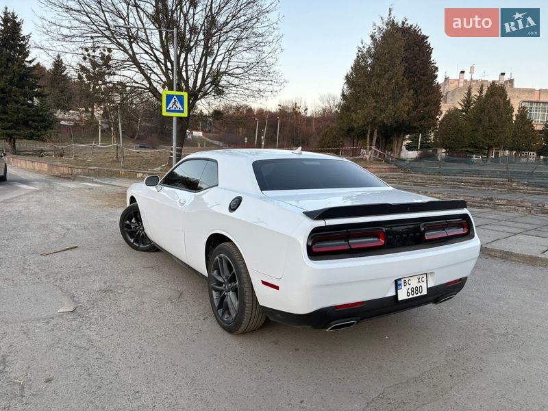 Dodge Challenger 2023