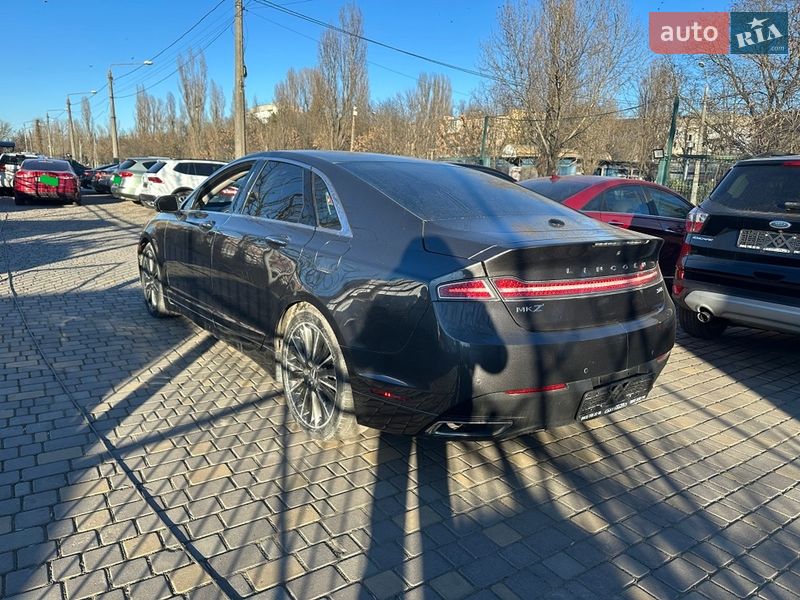 Lincoln MKZ 2015