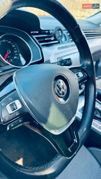 Volkswagen Passat 2015