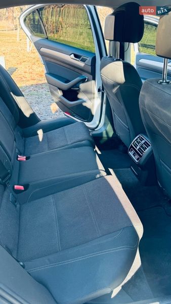 Volkswagen Passat 2015