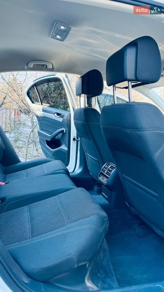 Volkswagen Passat 2015