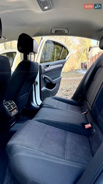 Volkswagen Passat 2015