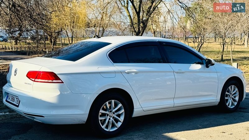 Volkswagen Passat 2015