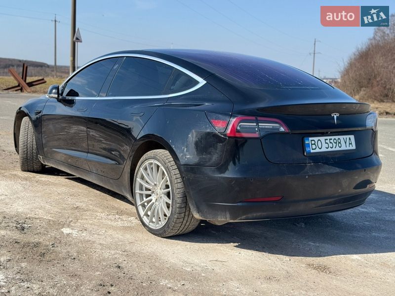Tesla Model 3 2018