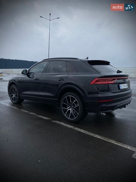 Audi Q8 2020