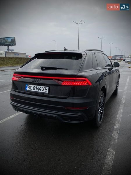 Audi Q8 2020