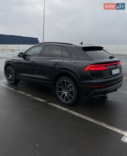 Audi Q8 2020