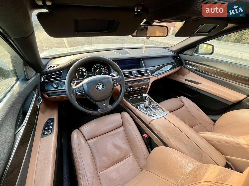 BMW 7 Series 2015