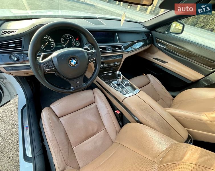 BMW 7 Series 2015