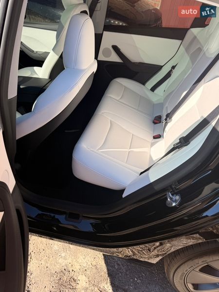 Tesla-8