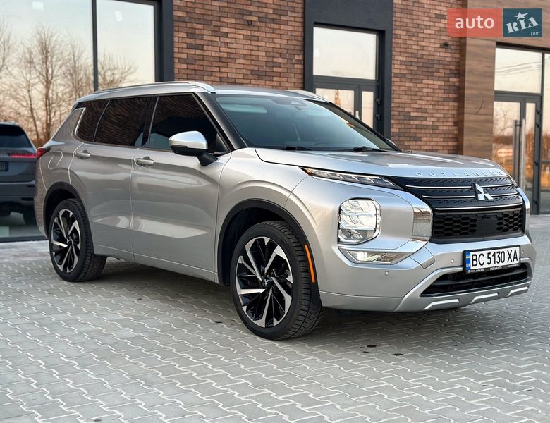 Mitsubishi Outlander 2022