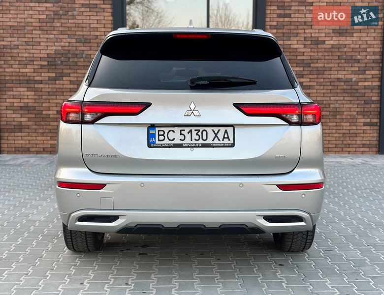 Mitsubishi Outlander 2022