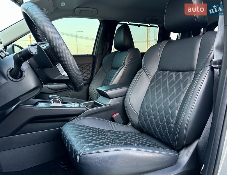 Mitsubishi Outlander 2022