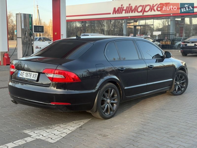 Skoda-9