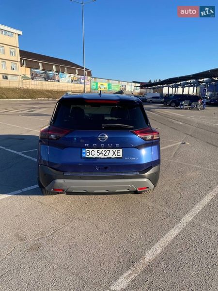 Nissan-8