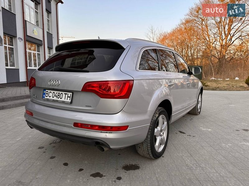 Audi Q7 2011