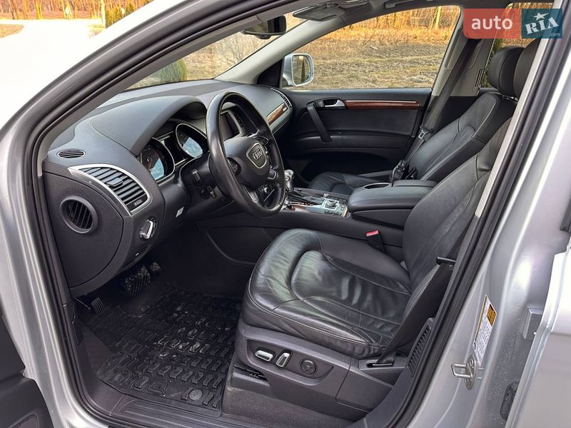 Audi Q7 2011