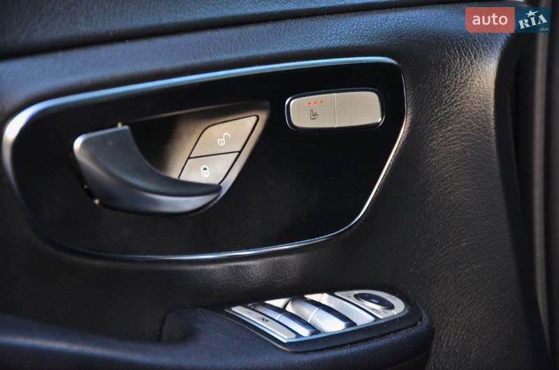 Mercedes-Benz V-Class 2015