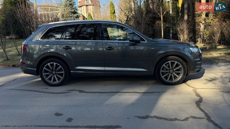 Audi-33