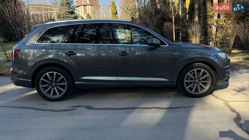 Audi-3