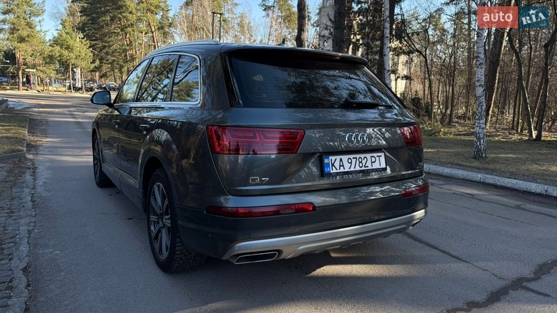Audi-61