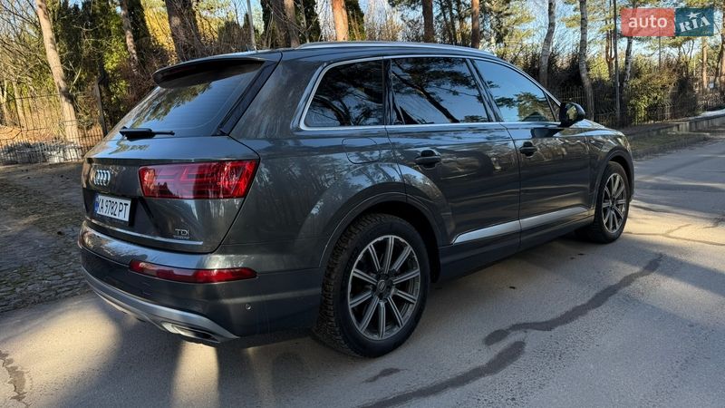 Audi-48