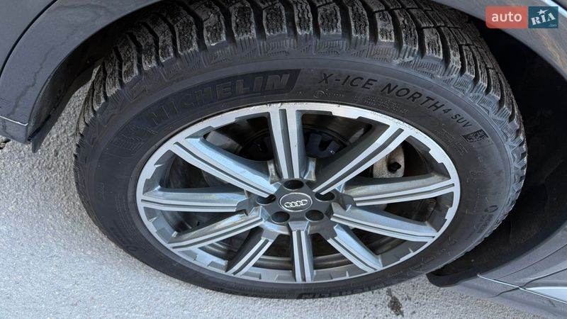Audi-69