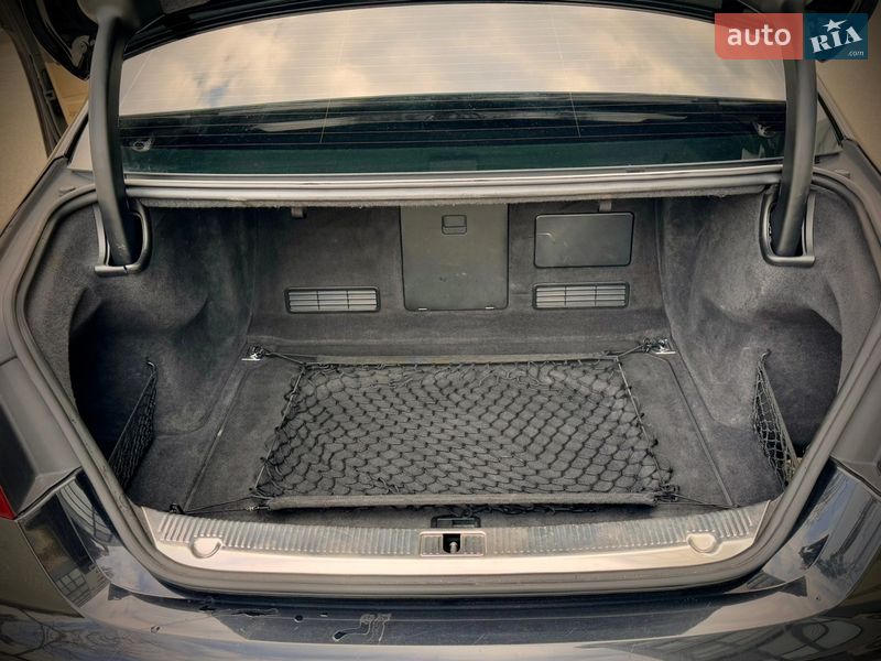 Audi-21