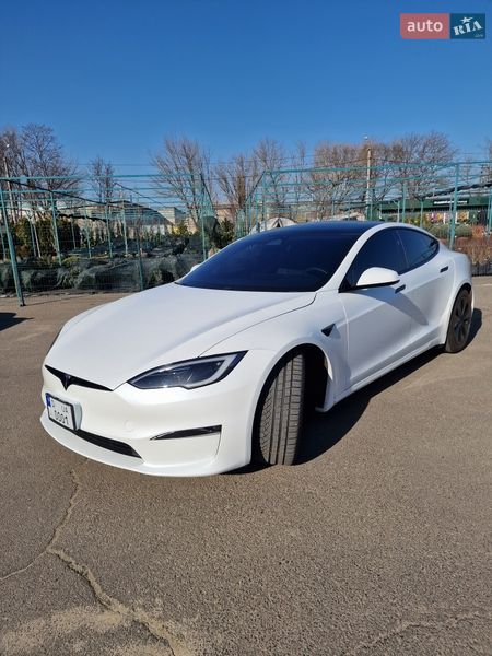 Tesla Model S 2023
