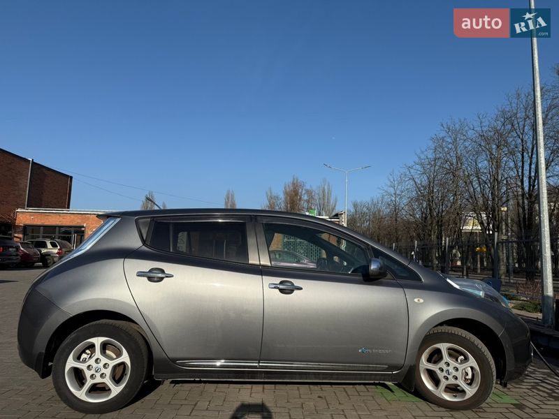 Nissan-9
