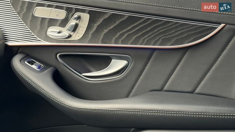 Mercedes-Benz EQC 2023