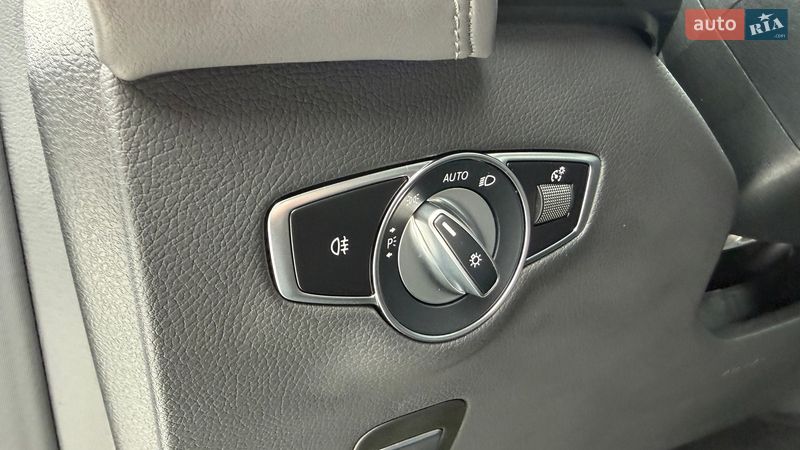 Mercedes-Benz EQC 2023