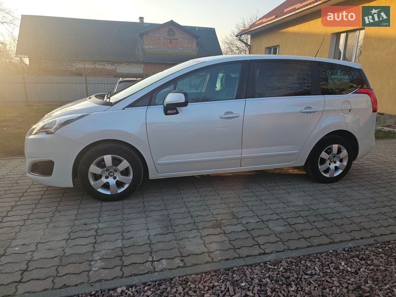 Peugeot 5008 2014