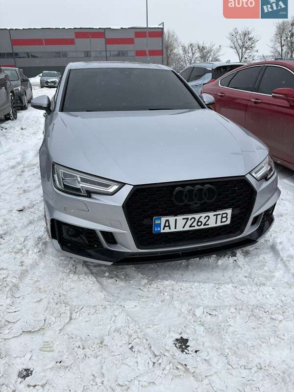 Audi-3