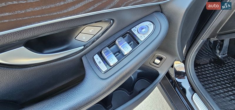 Mercedes-Benz-88
