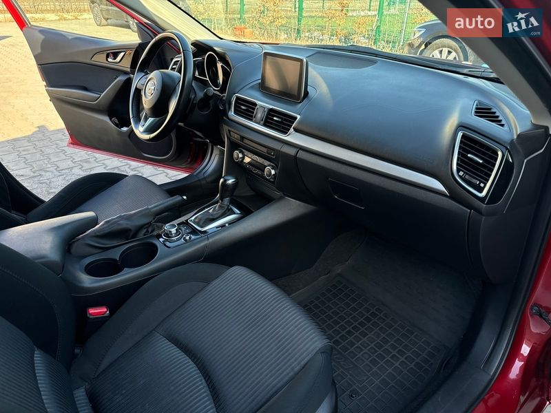 Mazda 3 2015
