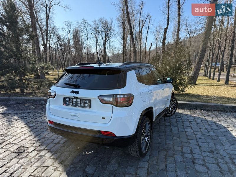 Jeep Compass 2024