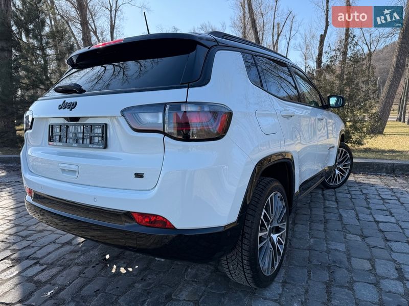 Jeep Compass 2024