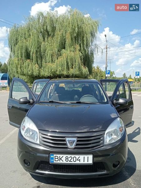 Dacia Sandero 2012