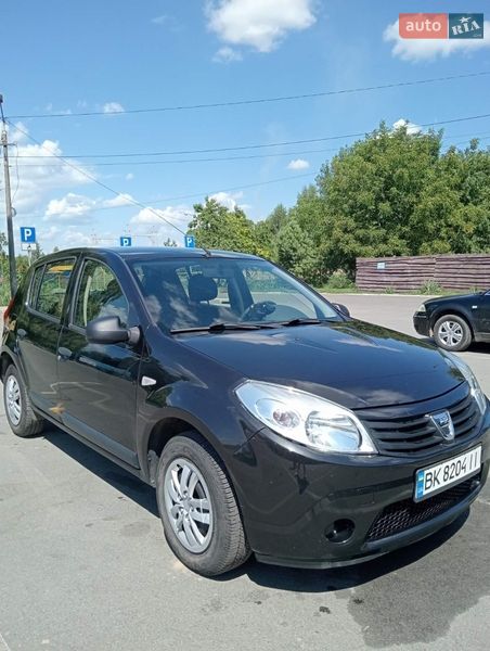 Dacia Sandero 2012