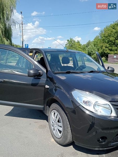 Dacia Sandero 2012