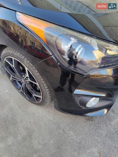 Hyundai Veloster 2014