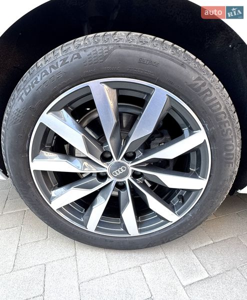 Audi-55