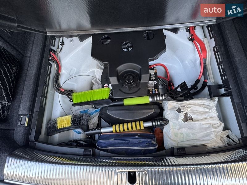 Audi-50