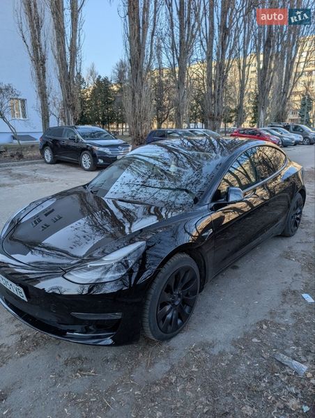 Tesla Model 3 2022