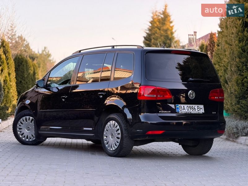 Volkswagen Touran 2012