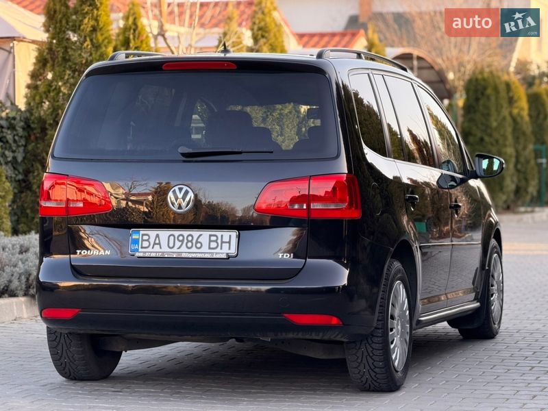 Volkswagen Touran 2012