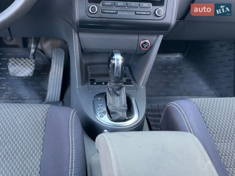 Volkswagen Touran 2012