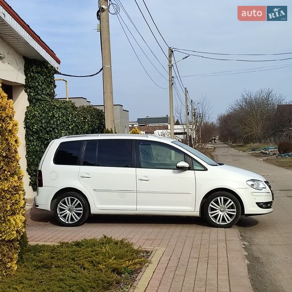 Volkswagen Touran 2009
