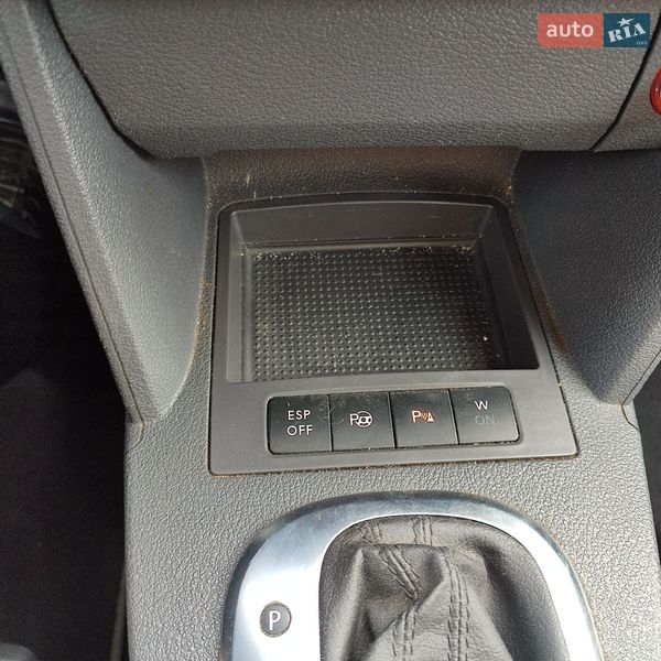 Volkswagen Touran 2009